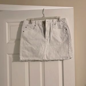 American eagle white jean skirt size 12 high waisted worn once